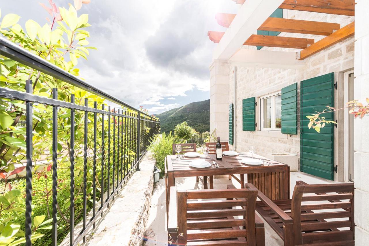 Lavender House With Shared Pool Villa Herceg Novi Eksteriør billede