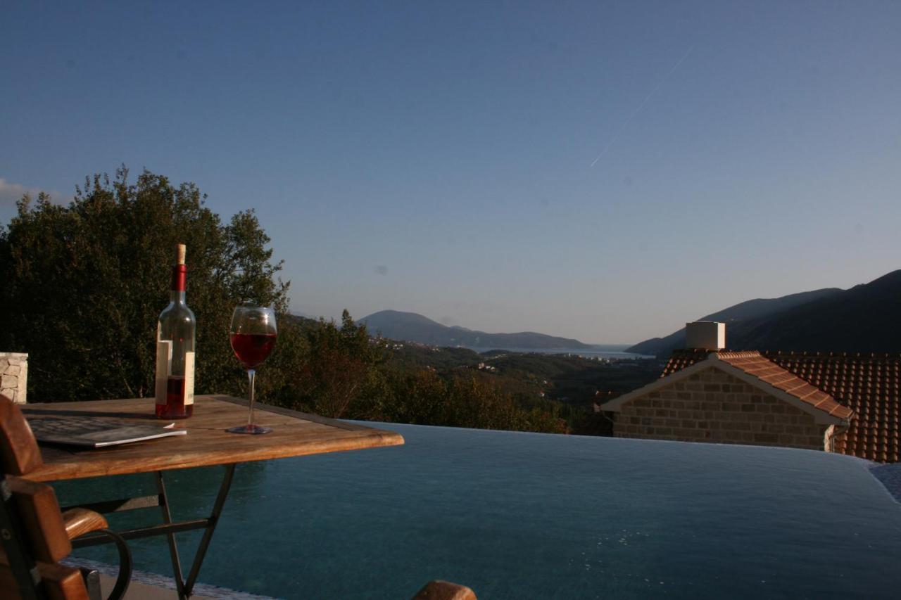Lavender House With Shared Pool Villa Herceg Novi Eksteriør billede